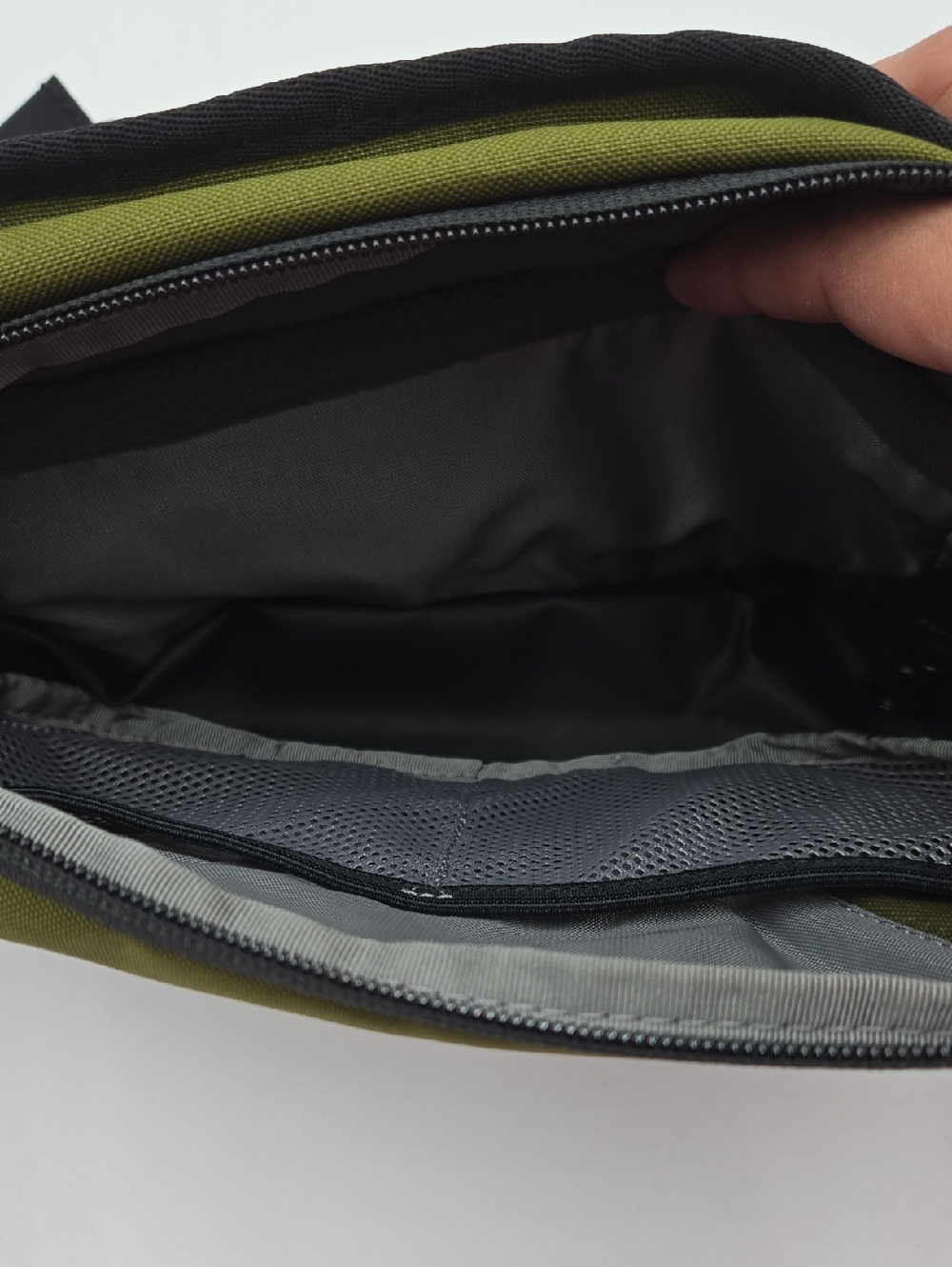 #216 NWT -  The North Face Y2K Hip Pack, Forest Olive/New Taupe Green/TNF Black - Picture 8 of 14